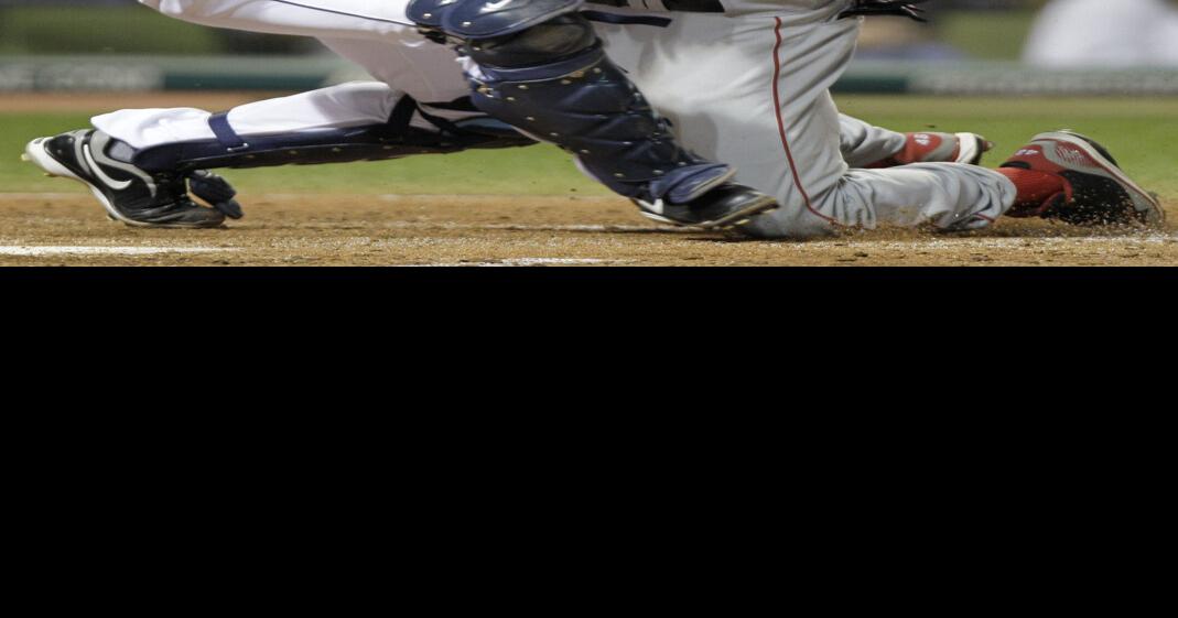 Should home plate collisions be banned?