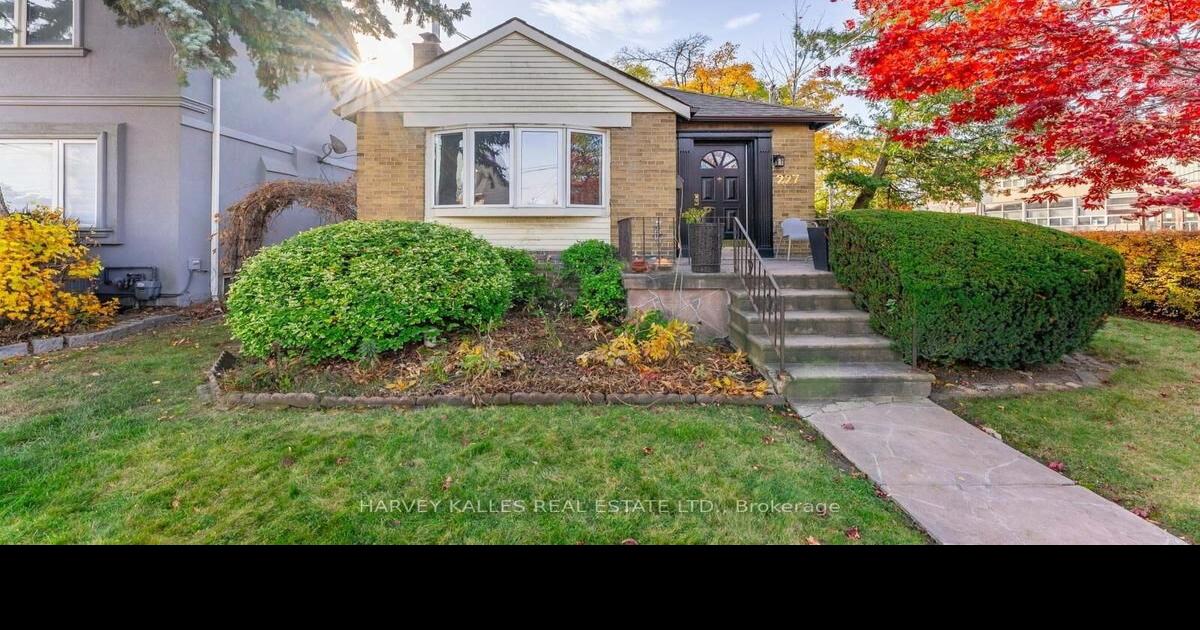 Toronto Cedarvale home for sale ready for a rebuild