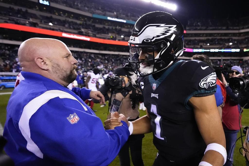 Hurts, Eagles clinch playoffs with 48-22 win over Giants - WHYY
