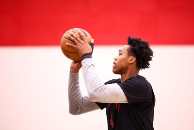 Raptors practice Barnes