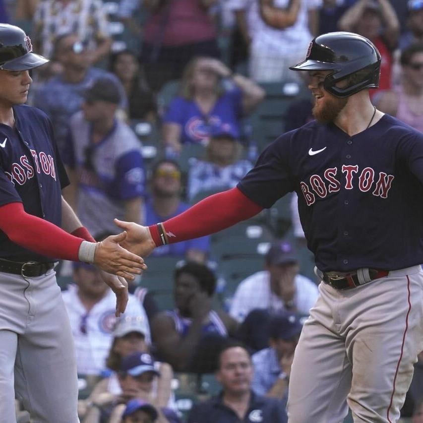 Wick's 2-run error in 11th gifts Red Sox 4-2 win over Cubs