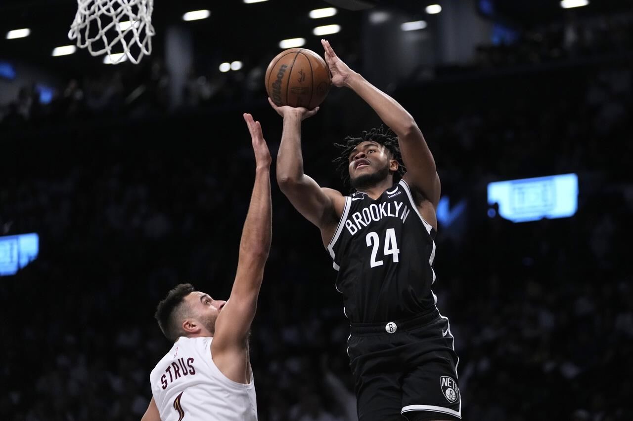 Donovan Mitchell scores 27 points as Cavaliers top Nets 114-113 in