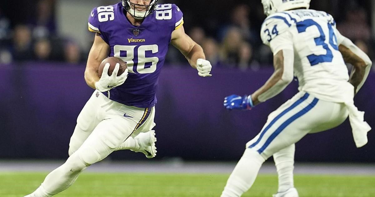 Vikings resign Johnny Mundt for more tight end depth with T.J
