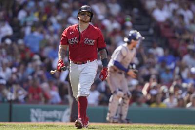 MLB trade deadline 2022: Red Sox trade Christian Vazquez to