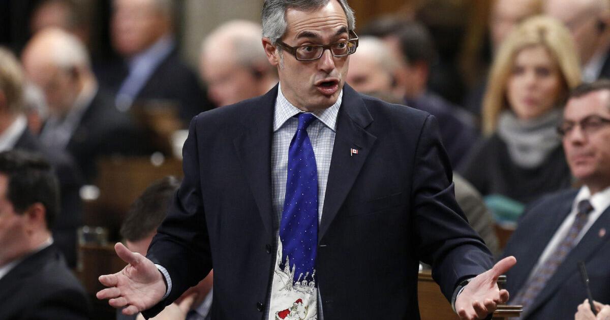 Tony Clement defends contracting out government services