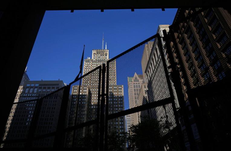 New Chicago immigration campaign prompts confusion as city braces for federal intervention