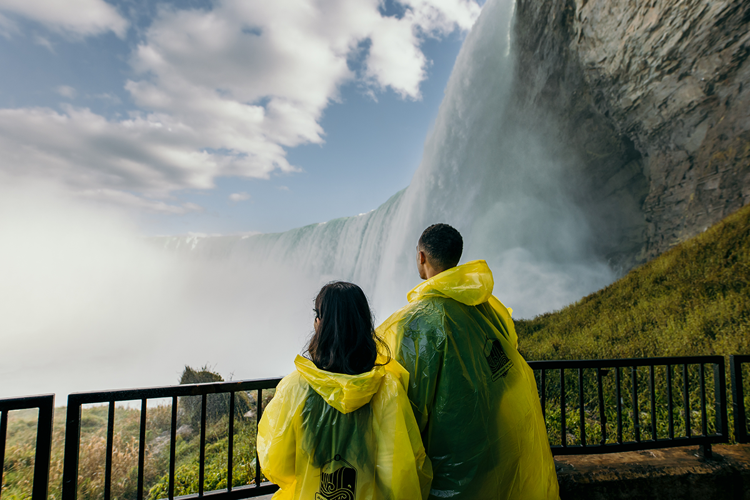 Sponsored Niagara Park Journey Behind the Falls