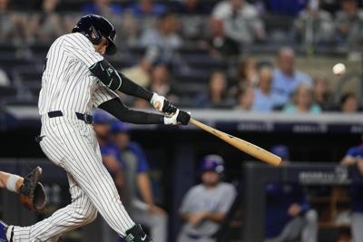 Yanks' Cody Bellinger hits 3rd home run of game against Cubs, an inning after being robbed