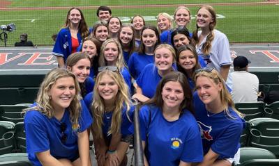 Blue Jays 1B coach Budzinski to step away from team after death of daughter