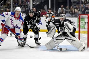 New coach Jim Hiller looks to help Los Angeles Kings regain their confidence