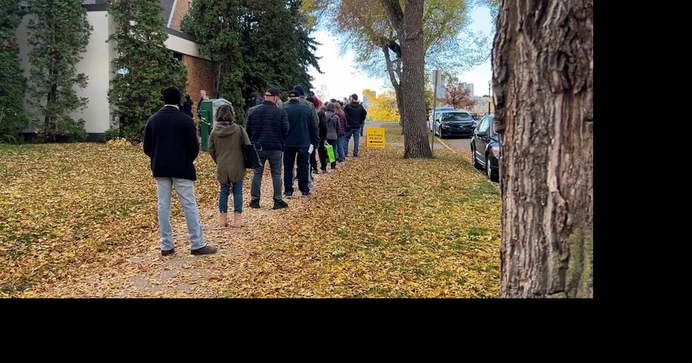 More than 300 advance polls open across Alberta in historic referendum on separation