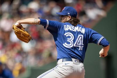 Jays' Gausman completely dominating, almost, in win over Sox