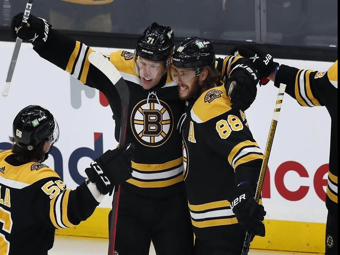 Charlie McAvoy (Upper-Body), Exits Bruins-Leafs Early