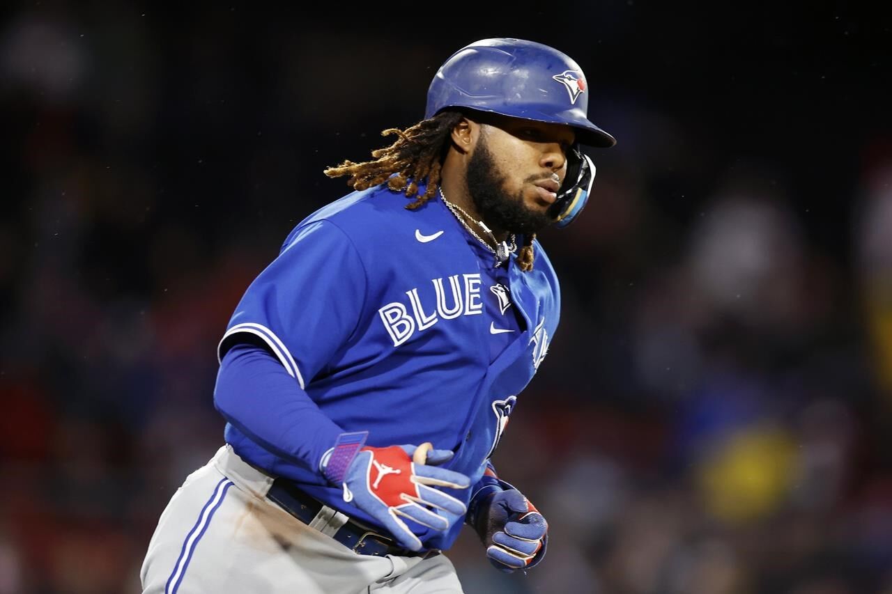 Red Sox Extend Winning Streak To 5 With 8-3 Win Over Jays