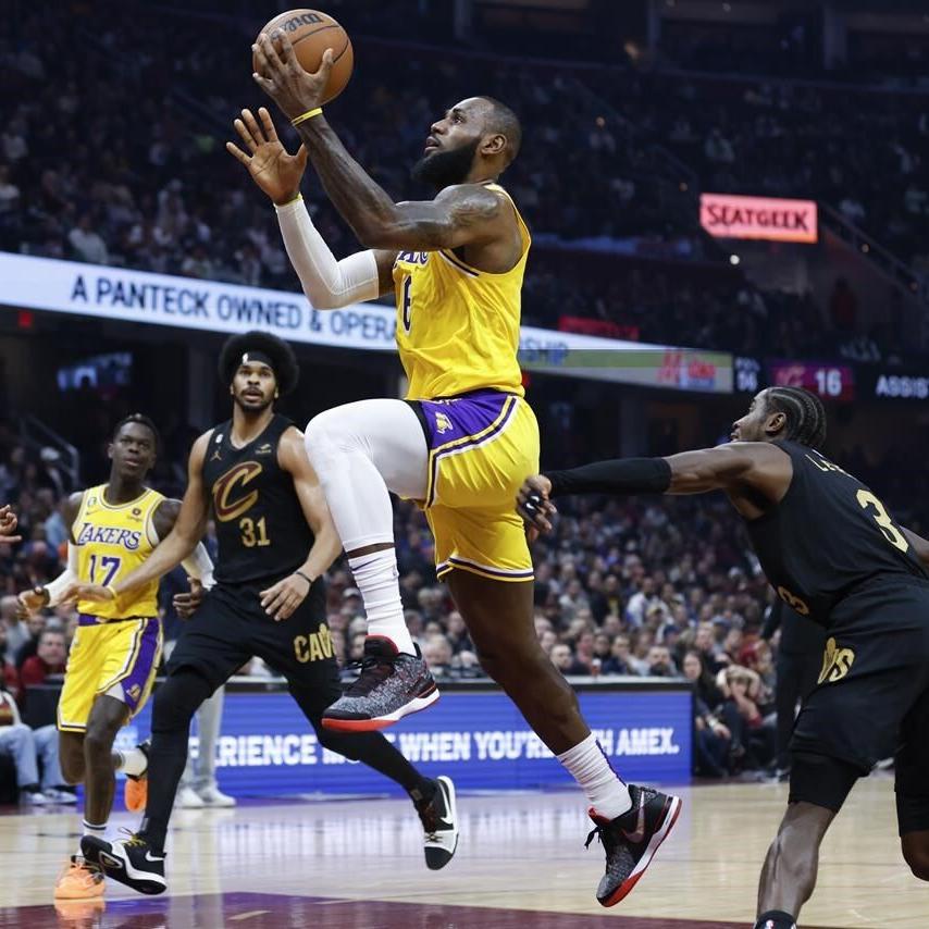 Donovan Mitchell upstages LeBron James as Cleveland Cavaliers top Los  Angeles Lakers, 116-102 