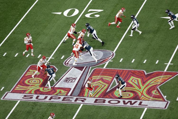 NFL continues to navigate scheduling puzzle with every game up for bid and more broadcast windows