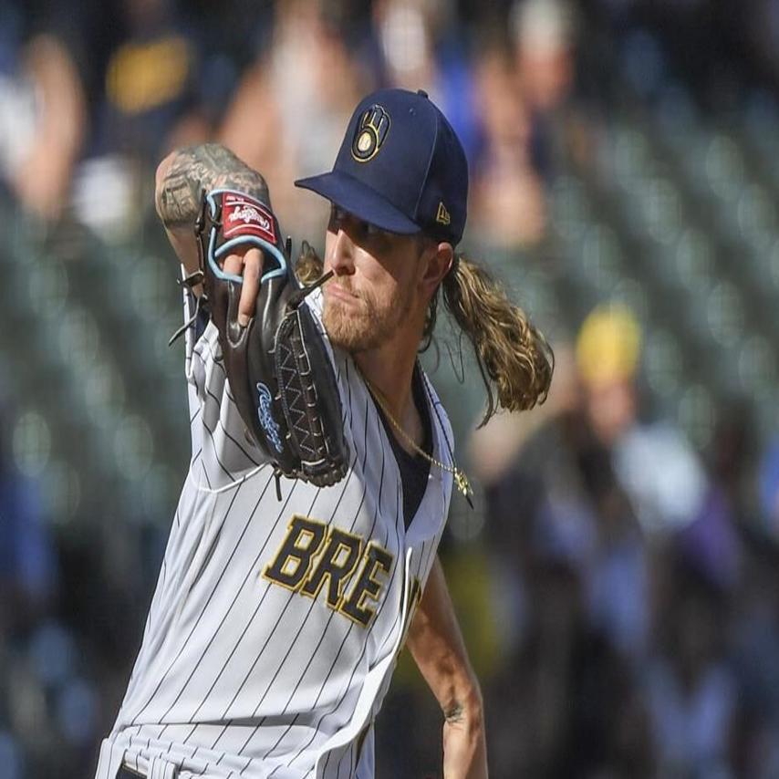 Brewers reliever Josh Hader apologizes for tweets