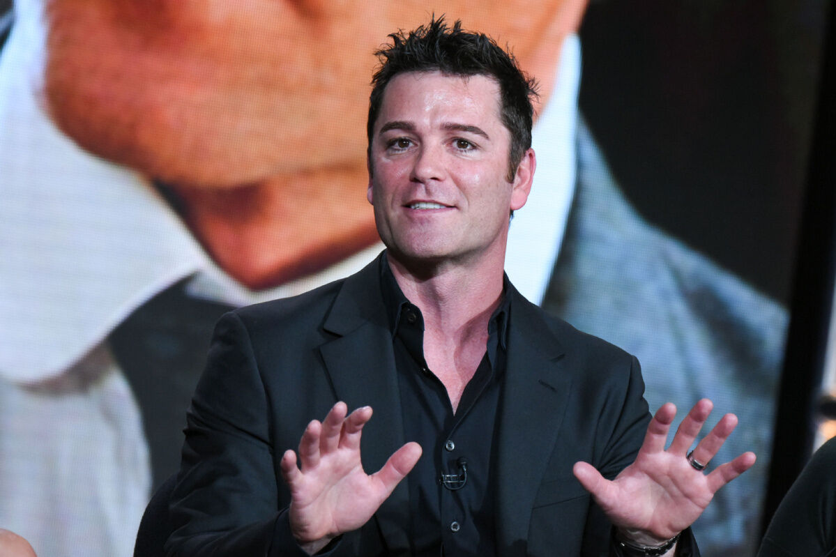 How Yannick Bisson arrived at his starring role on Murdoch Mysteries photo