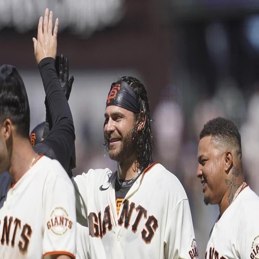 One of Brandon Crawford's biggest fans: Giants teammate Thairo Estrada