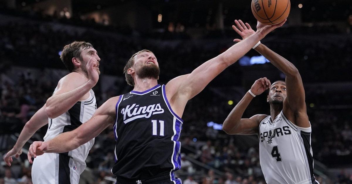 Kings’ Domantas Sabonis has partial meniscus tear and is expected to miss at least a month