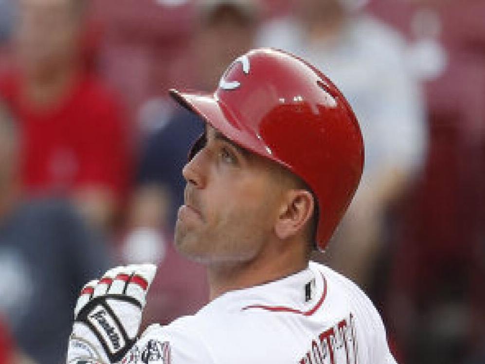 Joey Votto messed with some fans after dropping a foul ball