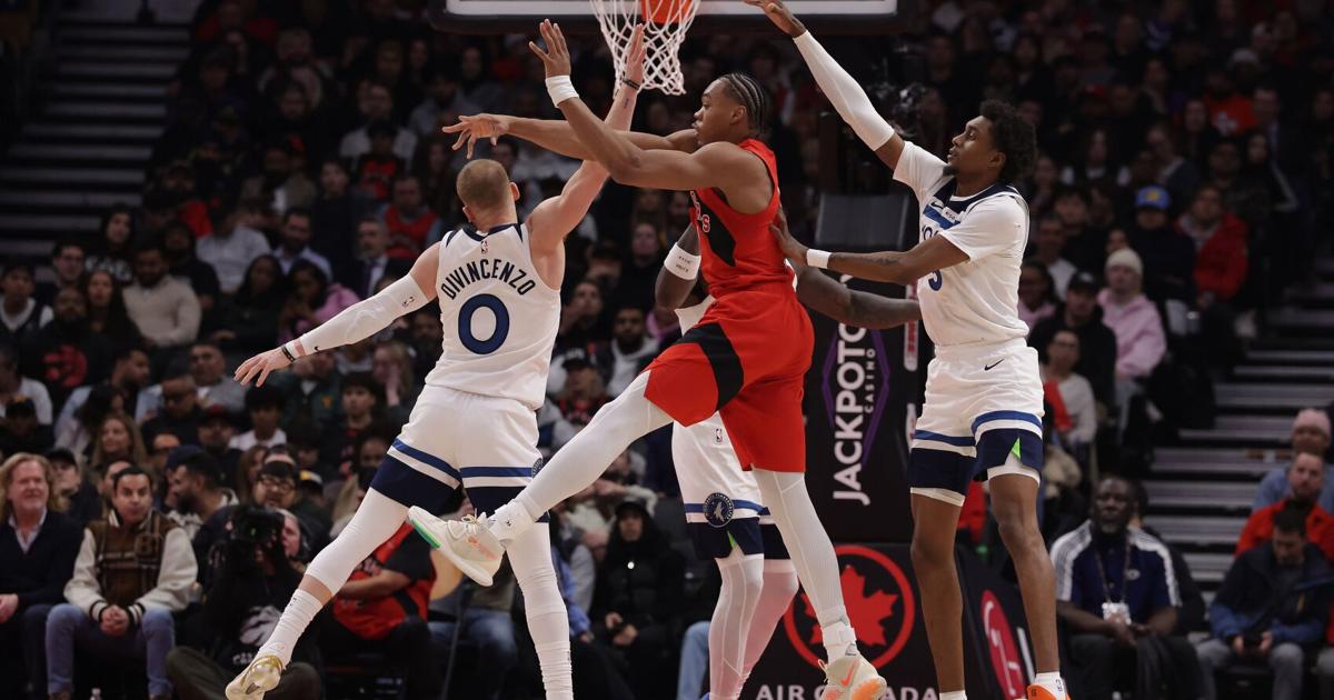Edwards’ rally sends Timberwolves past Raptors