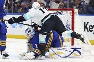 Kaapo Kakko scores twice in 3rd period in the Kraken's 6-2 victory over the Sabres