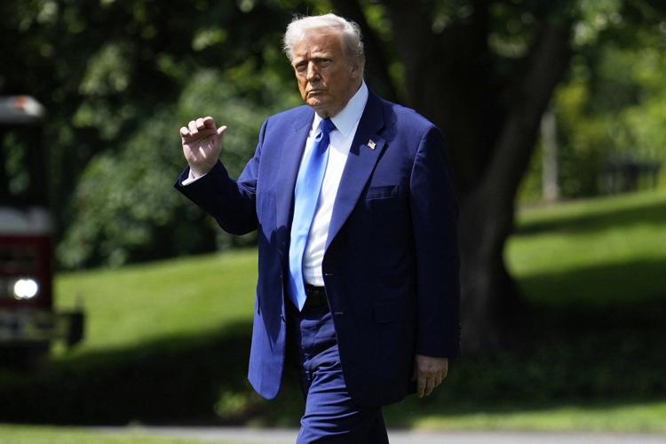 Trump administration is welcoming 49 white South Africans as refugees