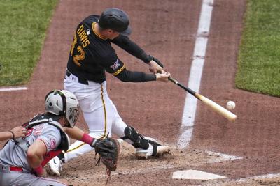 Pirates ride Andrew Heaney and 4 relievers to a win over the Reds