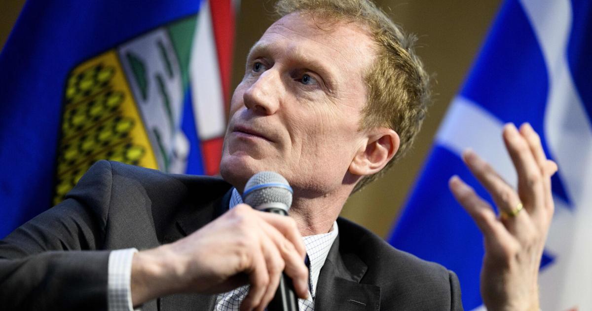 Canada won’t drop fees on big American streaming services
