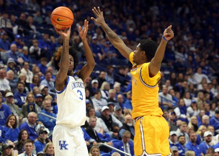 Aberdeen Oweh Noah lead No 19 Kentucky to a 104 54 victory over
