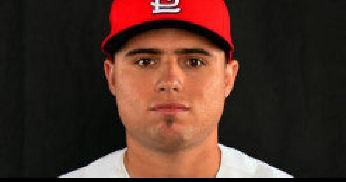 Cuban shortstop Aledmys Diaz signs with Cardinals