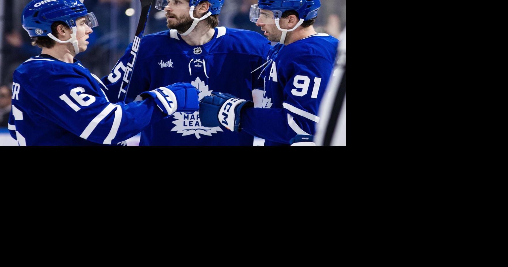 Tavares closes out Leafs’ win with natural hat trick