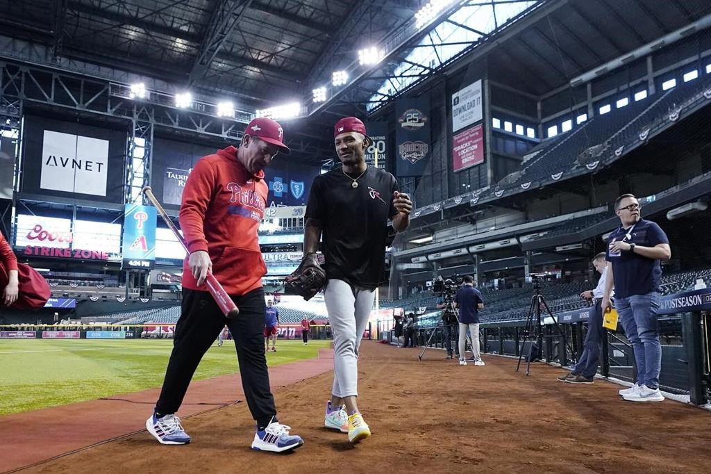 Former Washington Nationals Dusty Baker & Bryce Harper reunited in World  Series - Federal Baseball