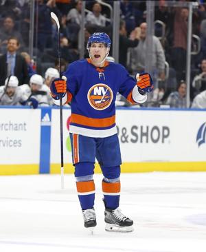 Barzal and Horvat lead Islanders past Lightning 6-2