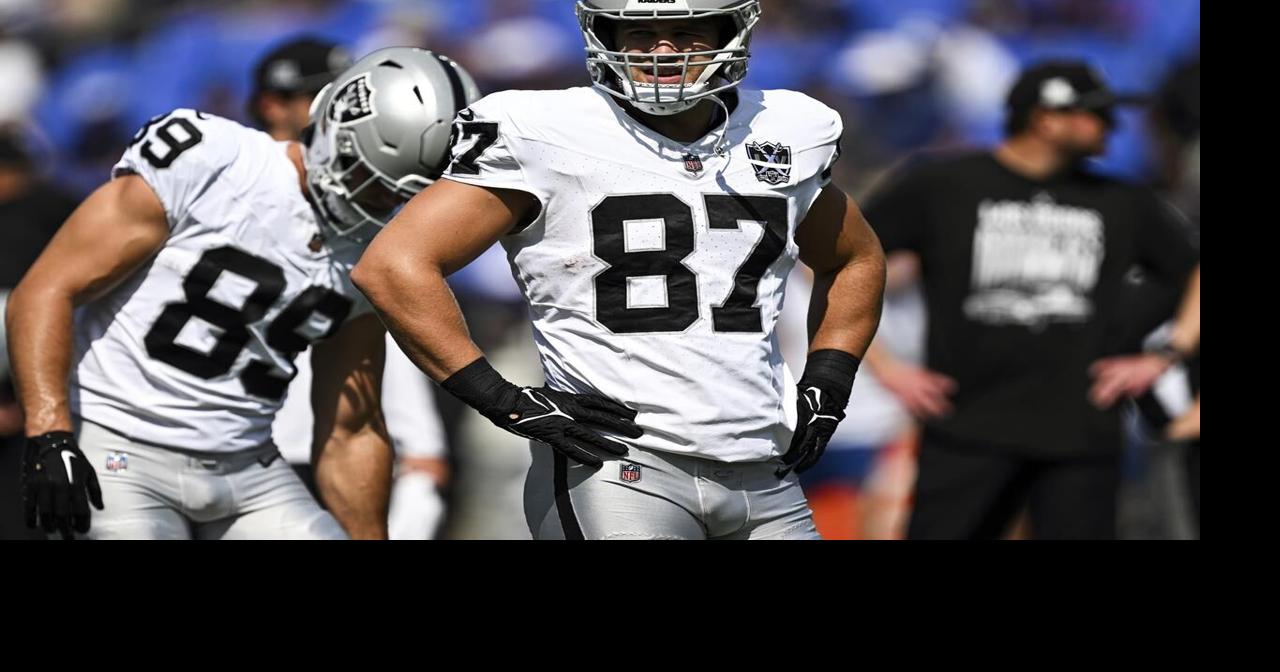 Raiders tight end Michael Mayer returns after missing 6 games because of personal reasons