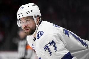 Cirelli scores twice, Lightning hold Bruins without a shot in 2nd period in 6-2 victory