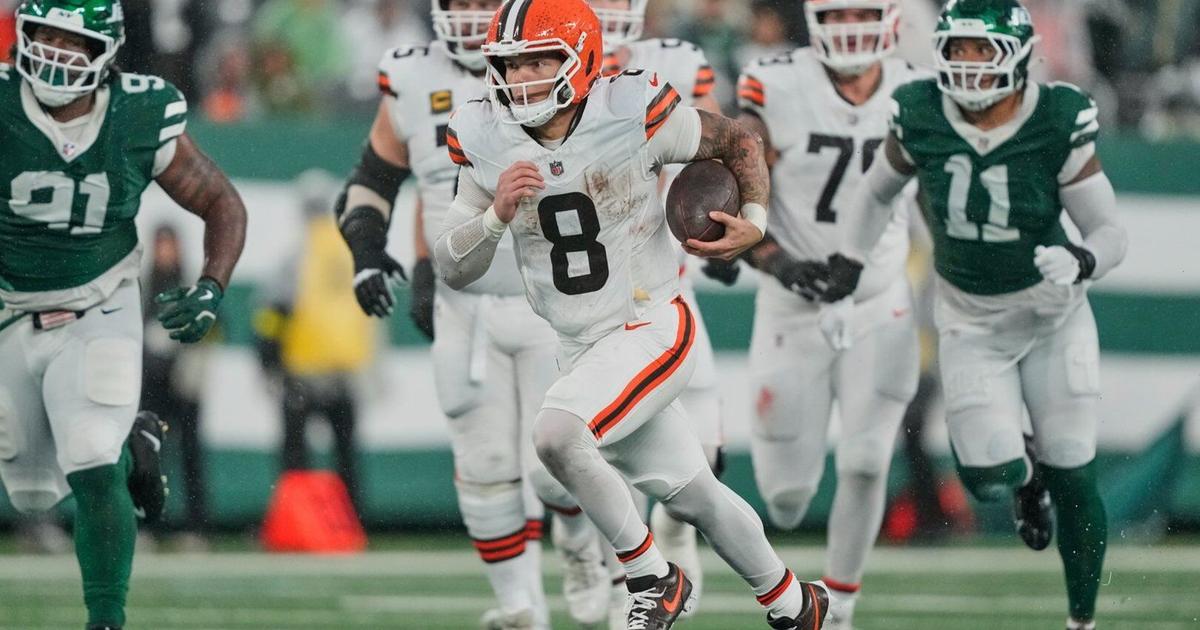 Tim Rees Football Browns offensive coordinator Tommy Rees hopes to help QB Dillon Gabriel ...