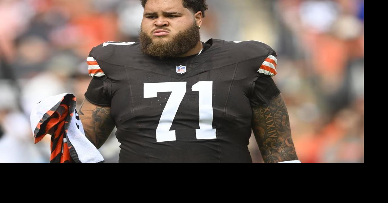 Browns coach: LT Wills used 'poor choice of words' in saying it was 'business decision' not to play