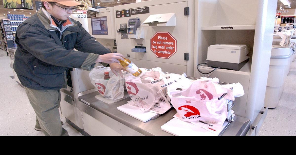 Why supermarkets are shelving self-serve checkouts