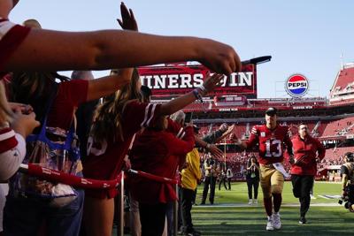 What jerseys are the Dallas Cowboys wearing vs. the 49ers?