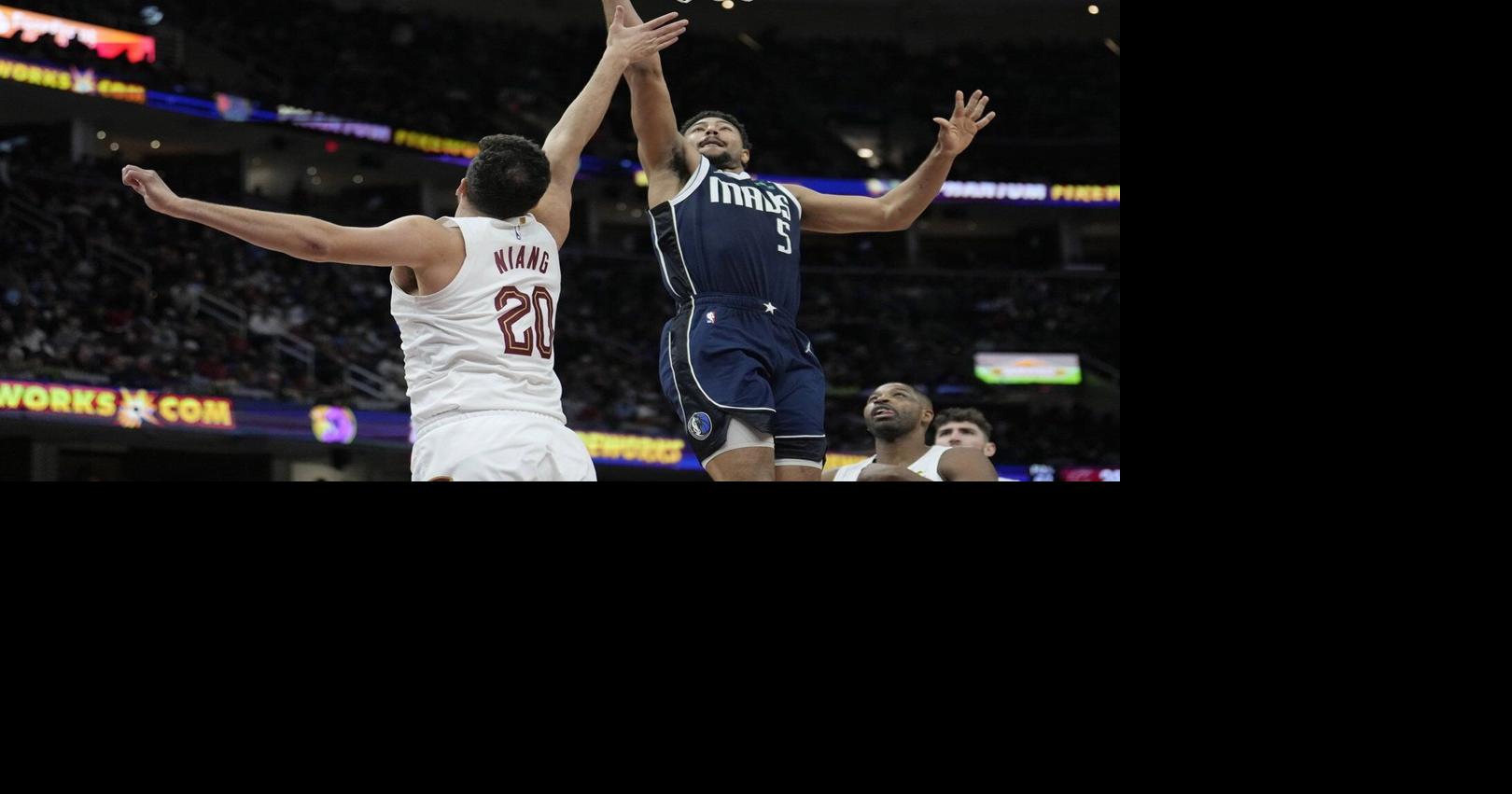 Mavs get Caleb Martin in trade that sends Quentin Grimes and a draft pick to Sixers