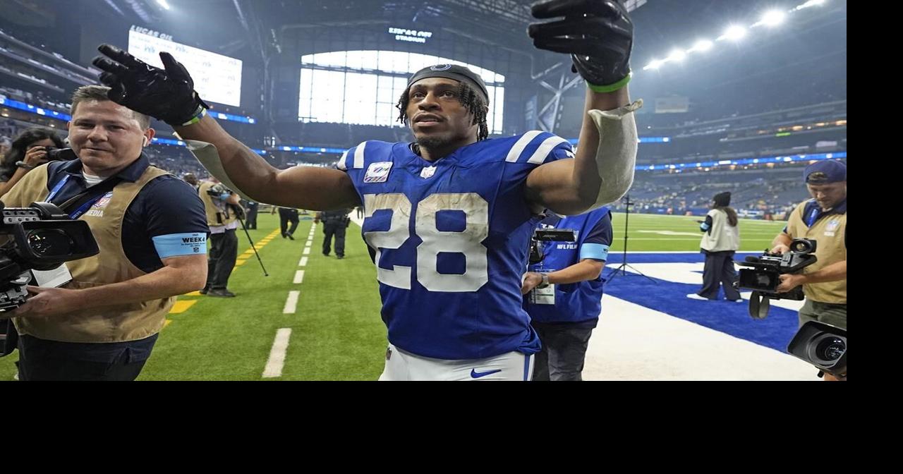 AP Source: Michael Pittman Jr.'s back injury adds new concern to Colts growing injury list