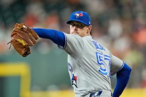 Blue Jays vs. Astros: Shane Bieber beats Houston after Toronto whiffs on trading him