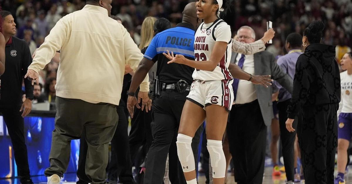 South Carolina starter Bree Hall sits out against Presbyterian in NCAA ...