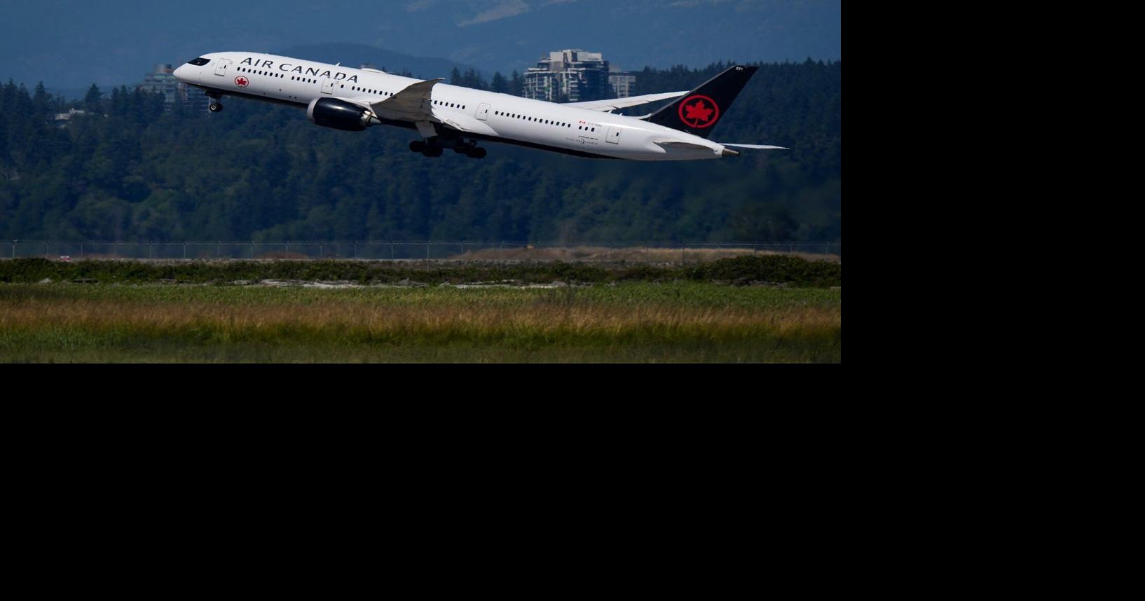 Air Canada shares jump after it sells 25% stake in Aeroplan for .5 billion