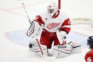 Red Wings goalie Petr Mrazek exits in first period at Utah with injury