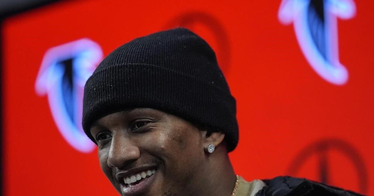 With rookie QB Penix showing poise in starting debut, the Falcons again control their playoff hopes