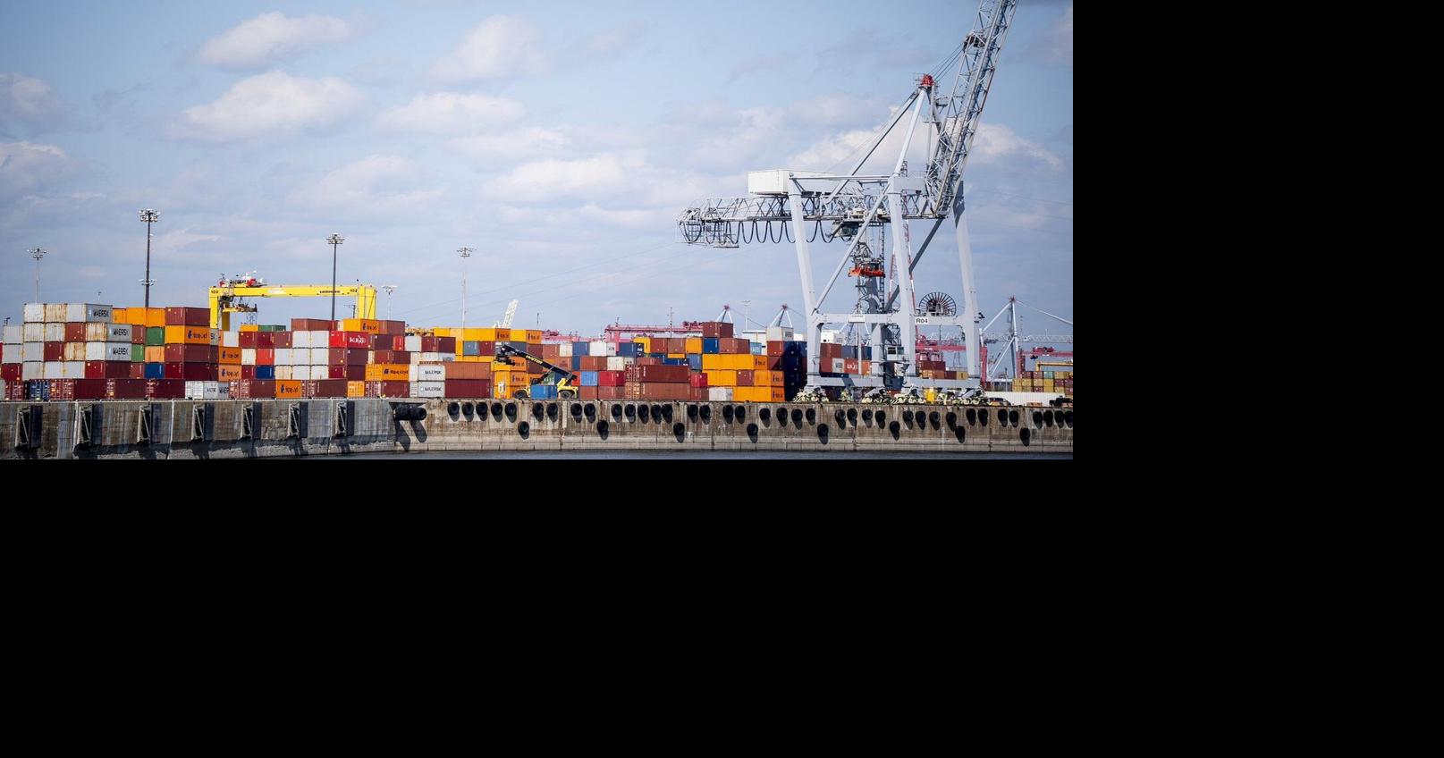 Canada posts .7 billion merchandise trade deficit for February