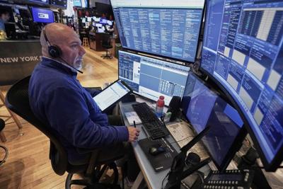 Telecom and energy sectors help lift S&P/TSX composite, U.S. markets mixed